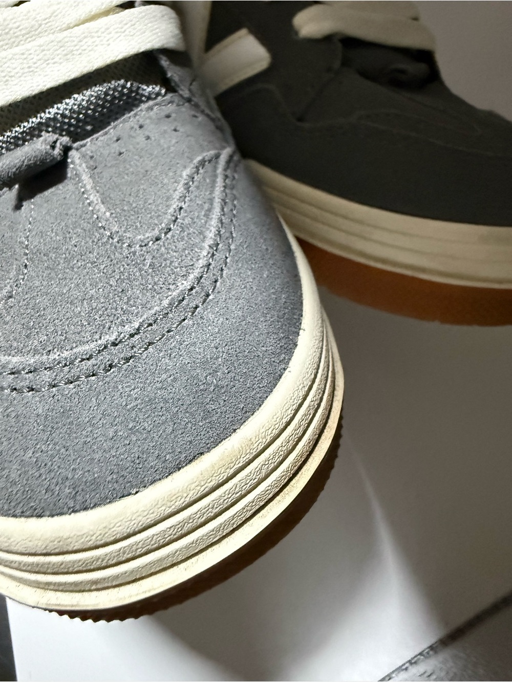 Vans Upland Gray Black Gum Sole Sneakers Mens Size 11 - Picture 13 of 16